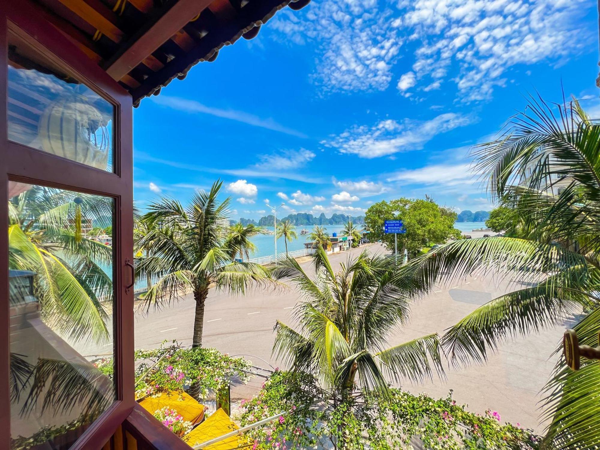 Canh Buom Homestay - Tuan Chau Ha Long Exterior photo