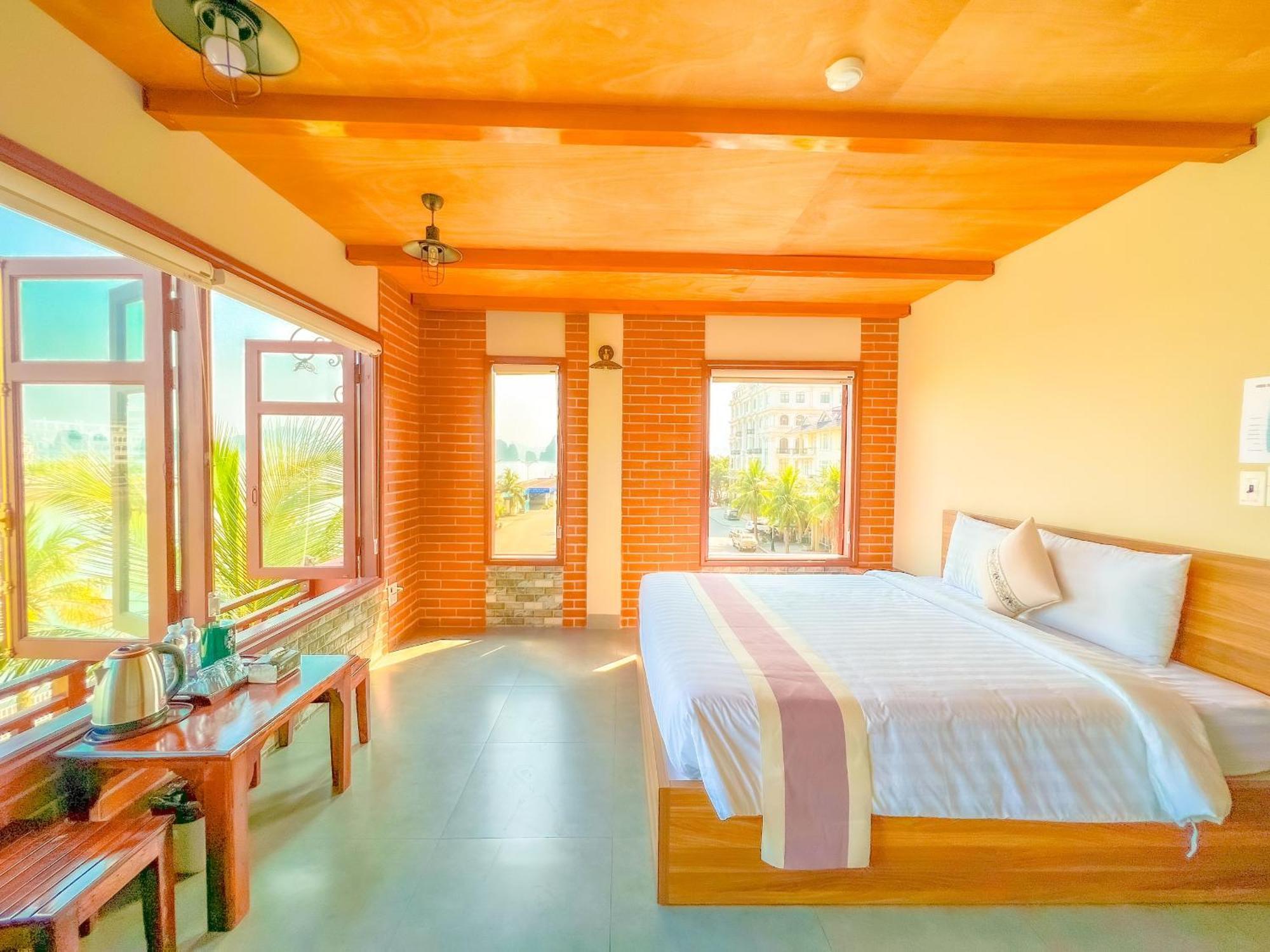 Canh Buom Homestay - Tuan Chau Ha Long Exterior photo